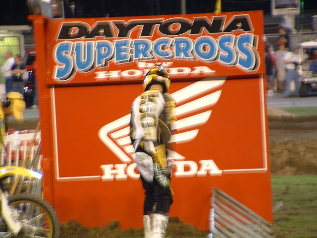 daytona-03-04-053