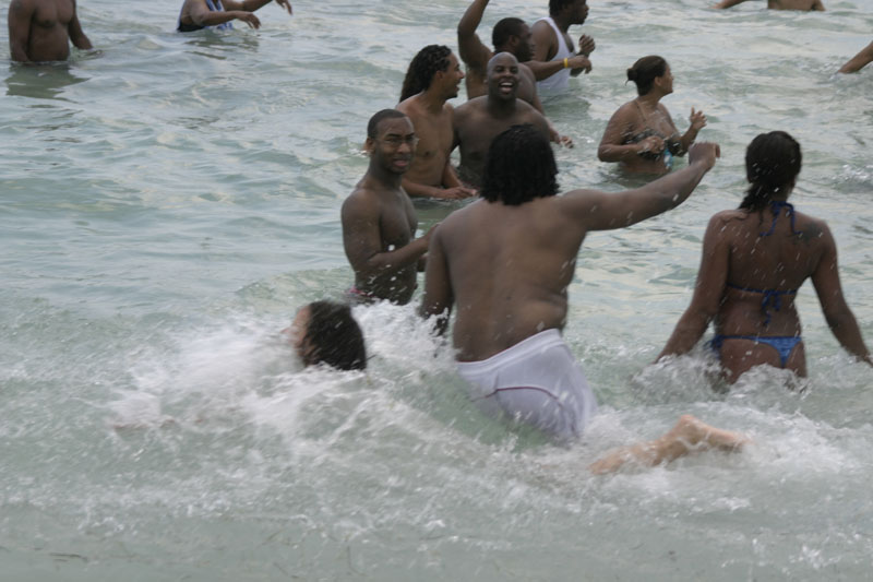 mdw-05-0682